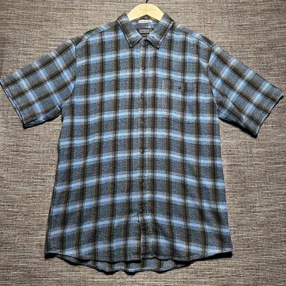 Ezekiel Shirt Men's XL Blue Black Plaid Short Sleeve Button Up Skater Casual